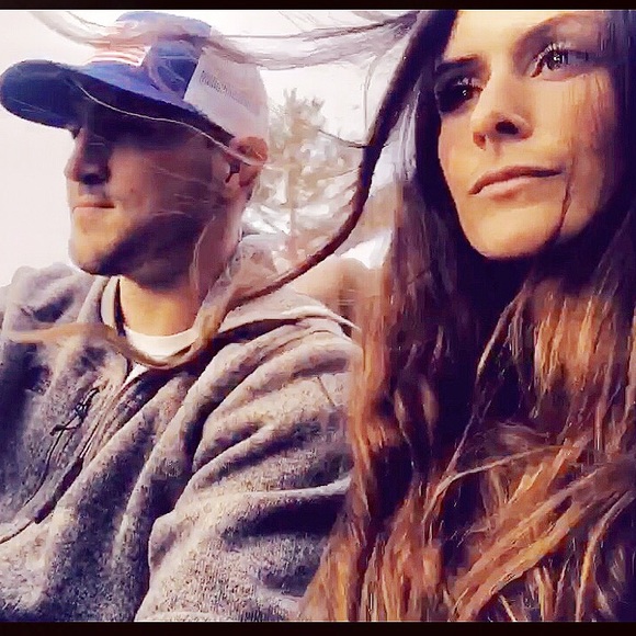 Meet Your Posher - Picture 3 of 4